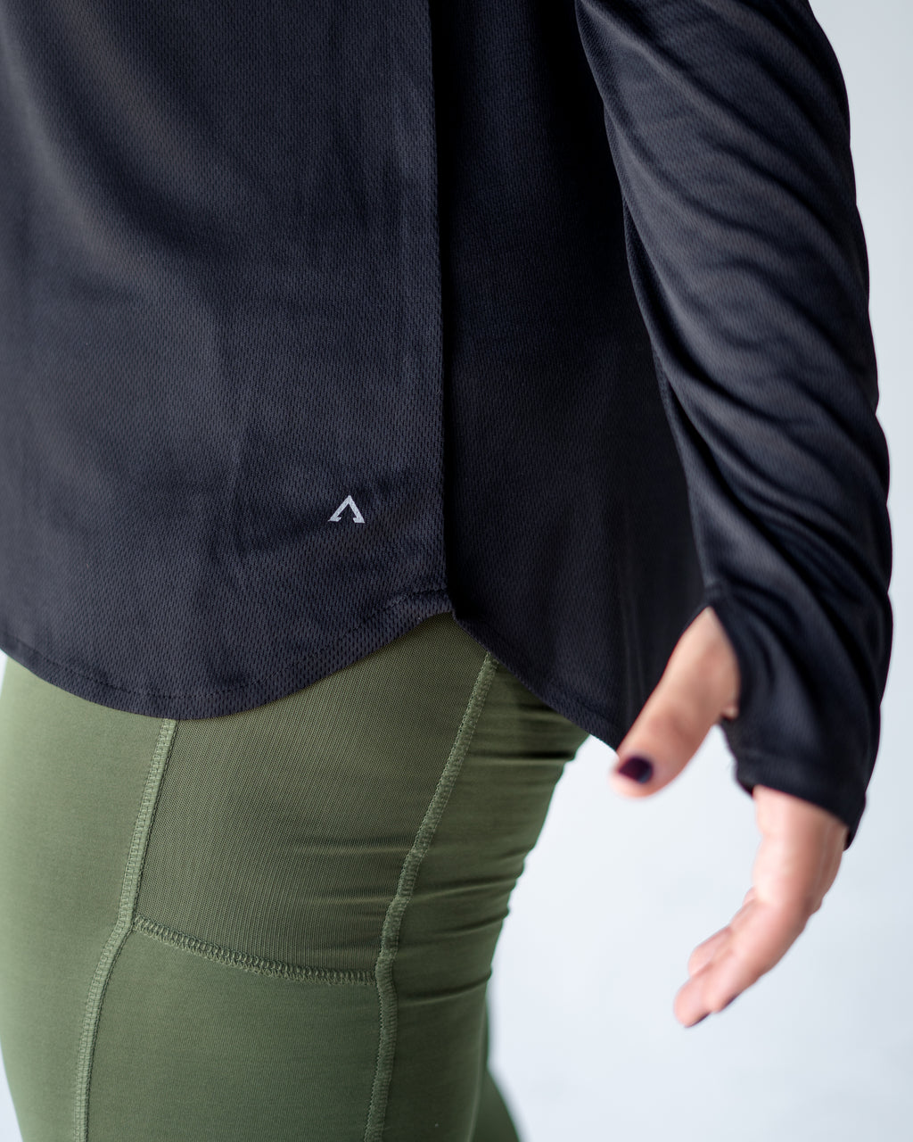 Long Sleeves Breeze Top