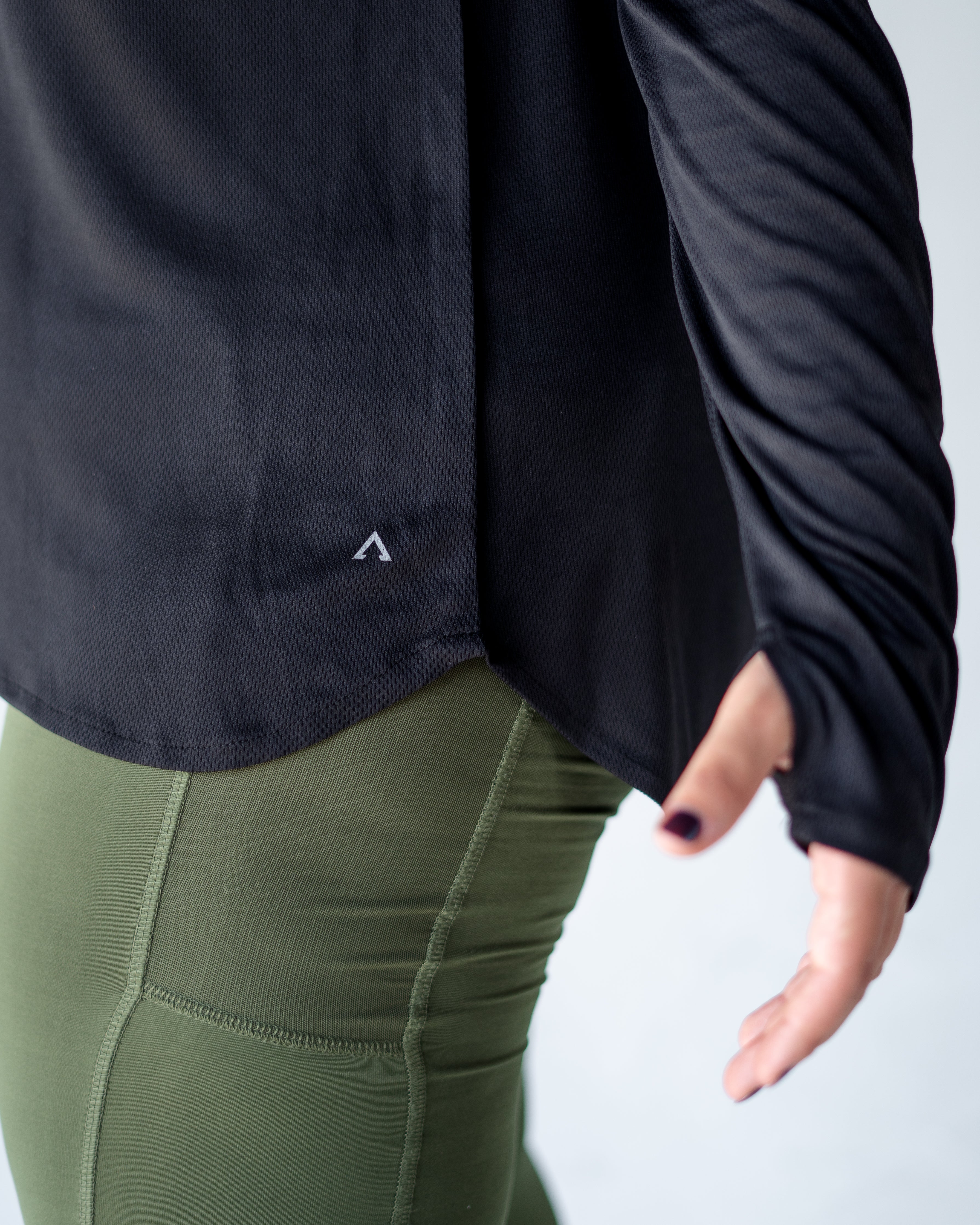 Long Sleeves Breeze Top