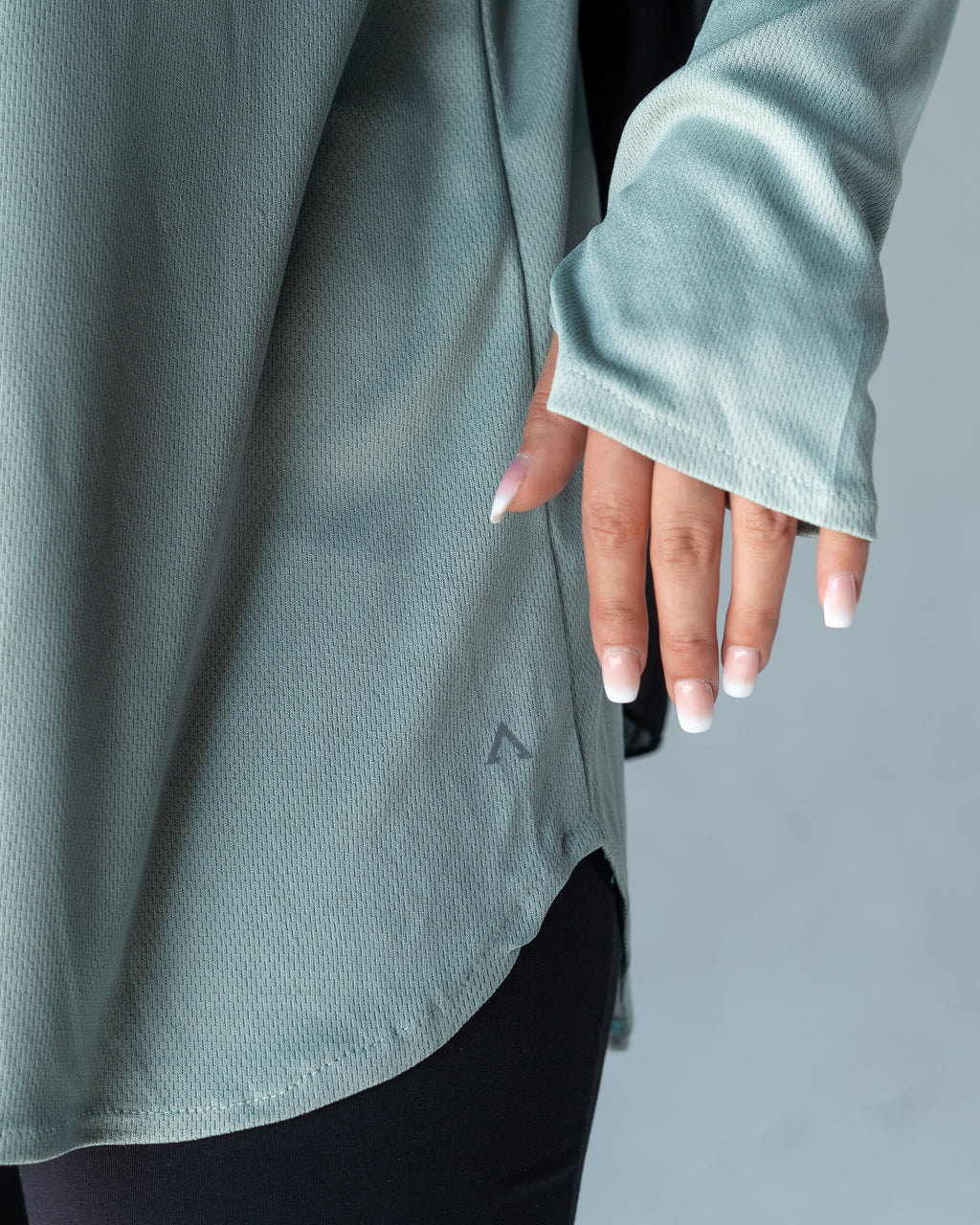 Long Sleeves Breeze Top